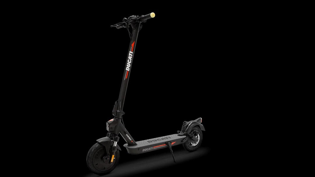 Ducati Escooter - DUCATI PRO-II PLUS ESCOOTER Review